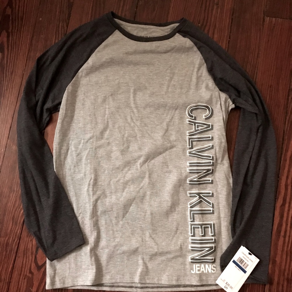 Kids Long Sleeve Calvin Klein T-Shirt SZ XL